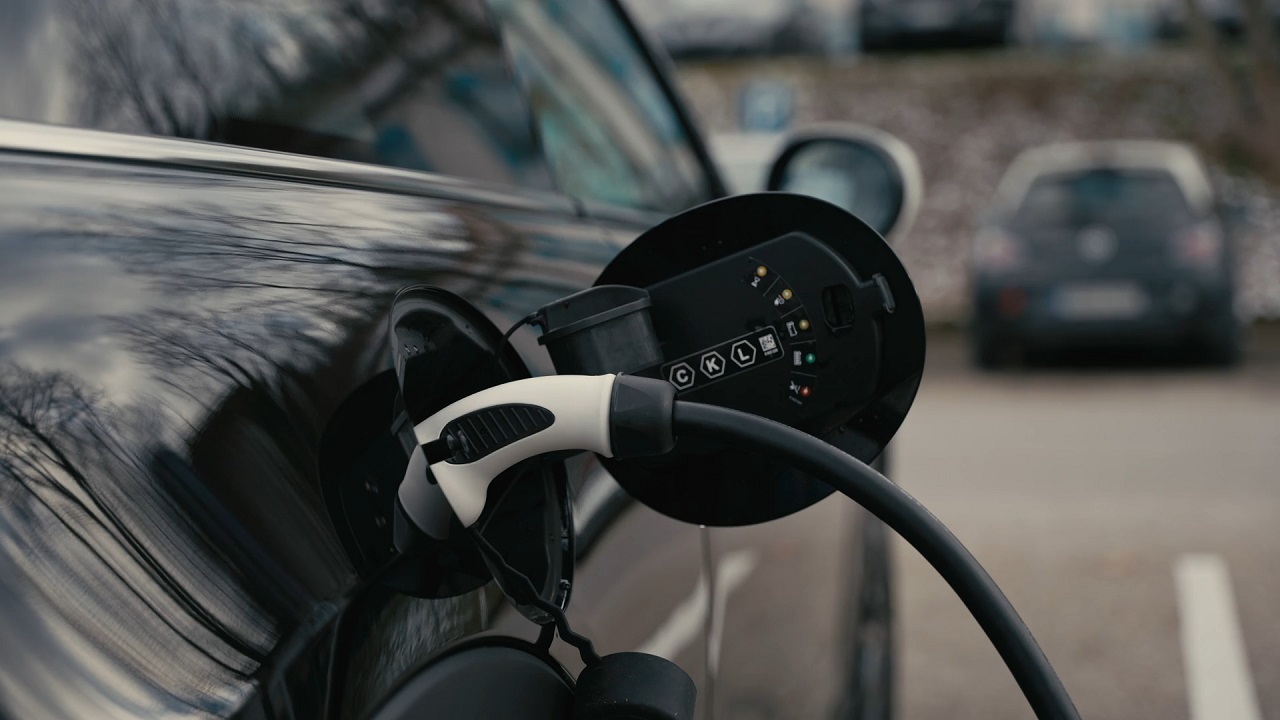 Subvencije za električna vozila u 2026. godini – Ko može da podnese zahtev i koliko novca država odobrava?